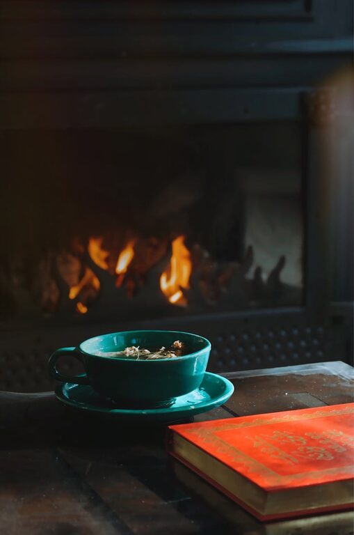 Idee per serate accoglienti senza schermi